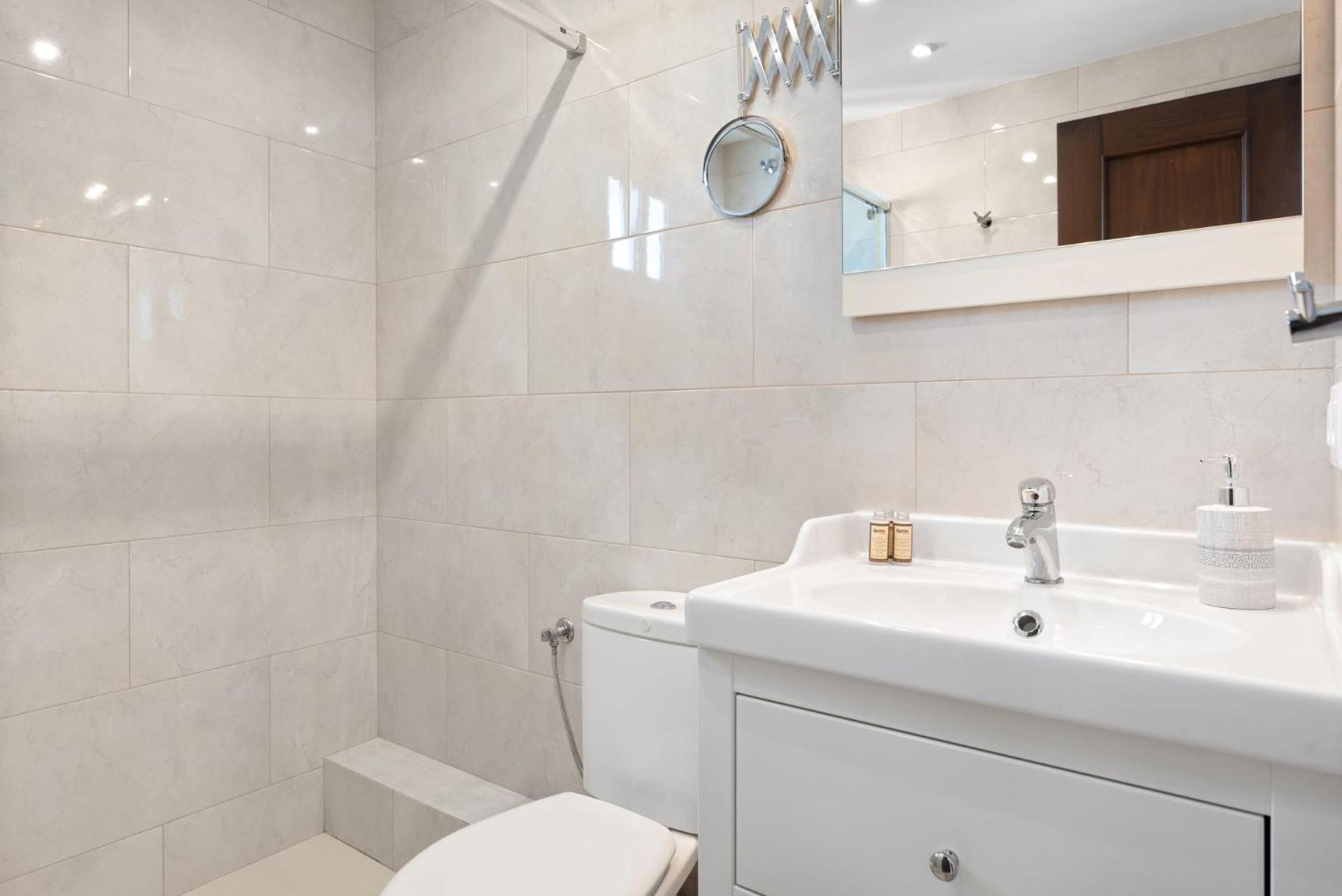 Lovely Penthouse Near Estepona Marina By Costarentals - Ref M15 ภายนอก รูปภาพ