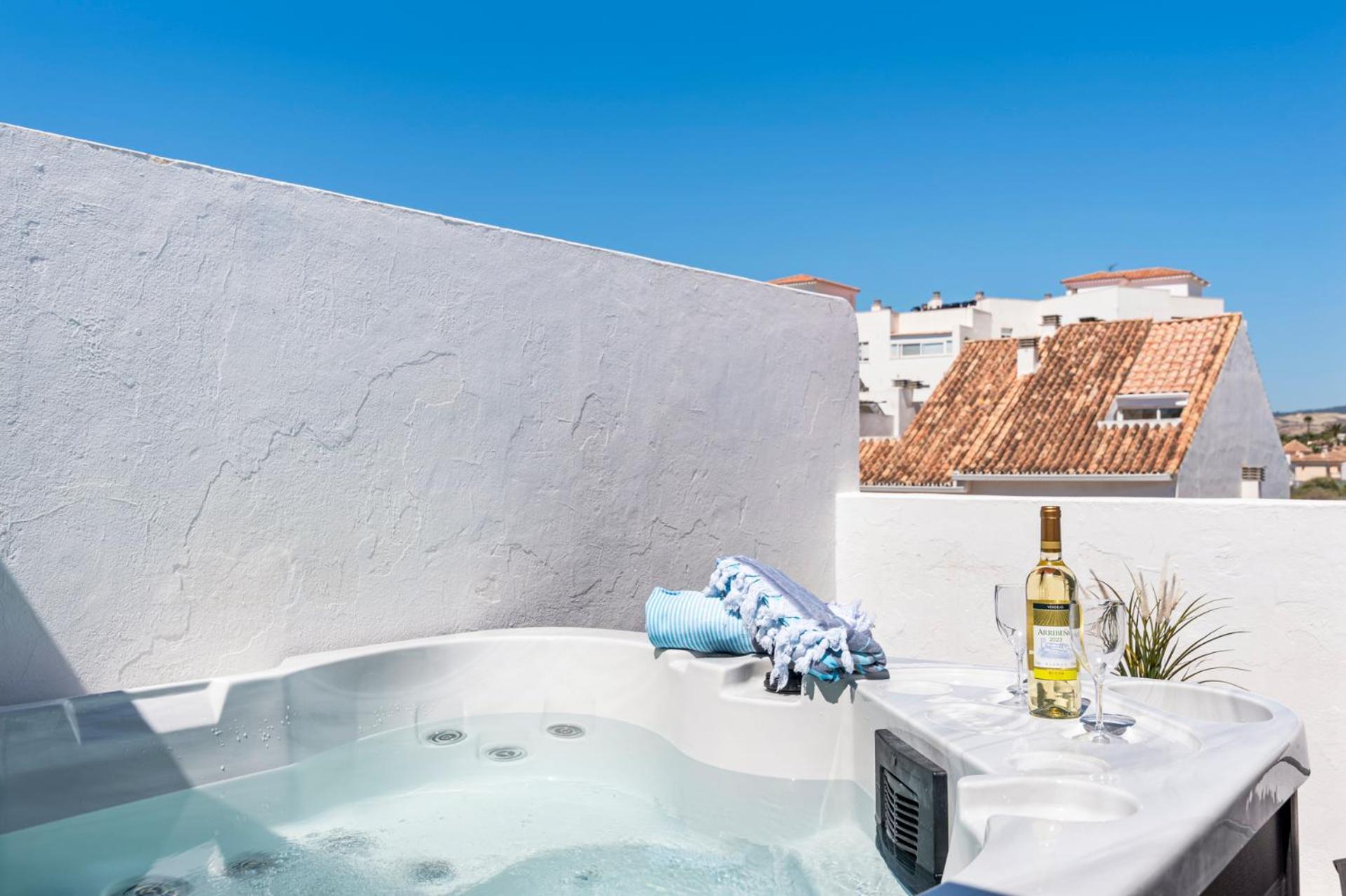 Lovely Penthouse Near Estepona Marina By Costarentals - Ref M15 ภายนอก รูปภาพ